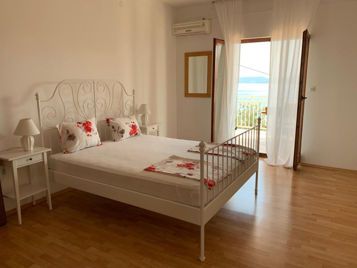 Omis Relaxing Sea Lounge Apartment Marusici  Exterior photo